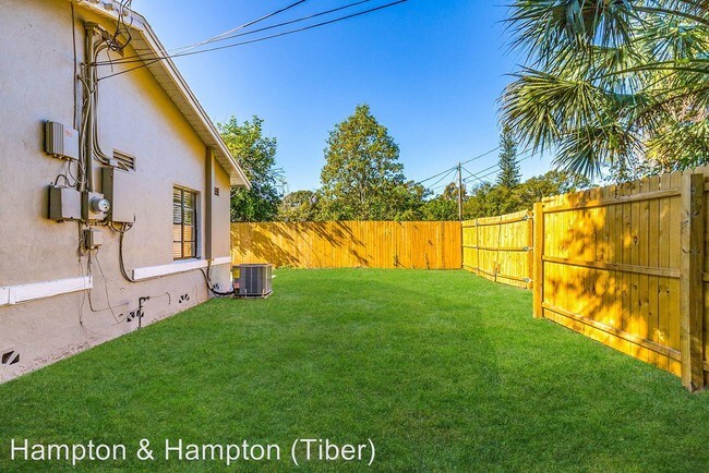 Building Photo - 3 br, 1 bath House - 4675 20TH AVE S