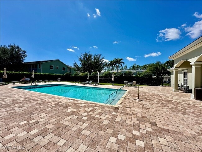 Building Photo - 1305 Mariposa Cir