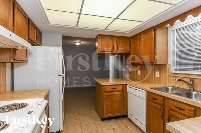Building Photo - 8958 Chiswick Ct