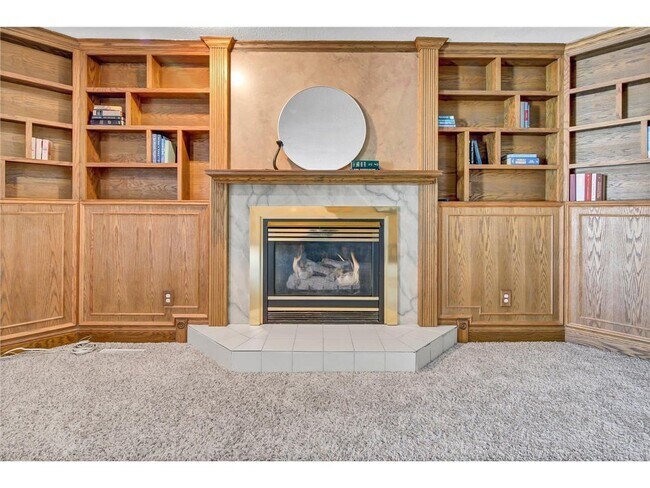 Building Photo - 1209 Lewis Ave SW