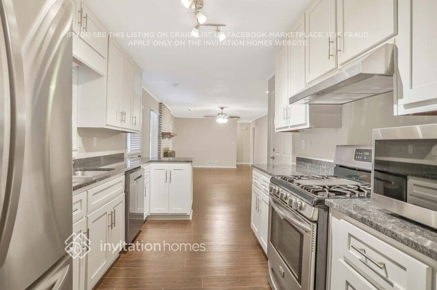 Building Photo - 2330 Troy Cove Rd