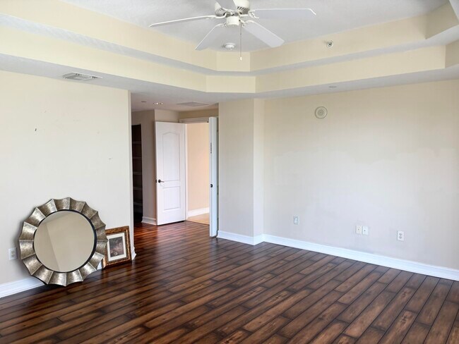 Building Photo - 1395 S Ocean Blvd
