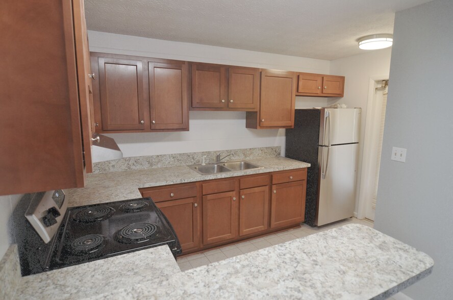 Building Photo - Admiral Apartments