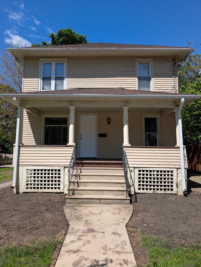 Building Photo - 115 S Commonwealth Ave