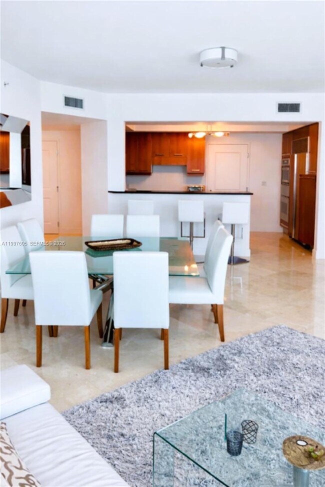 Building Photo - 3101 S Ocean Dr