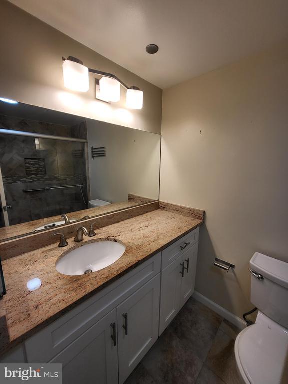 Building Photo - 1300 Crystal Dr