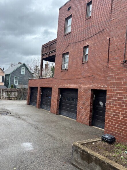 Building Photo - 5519 5th Ave