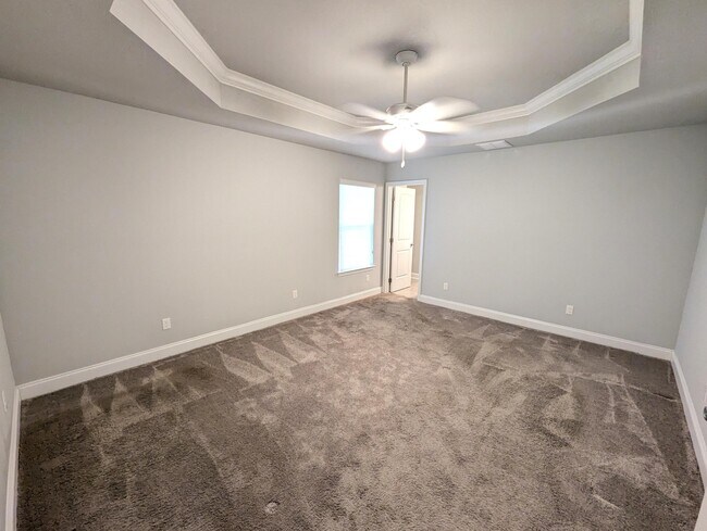 Building Photo - 1827 Sundown Dr