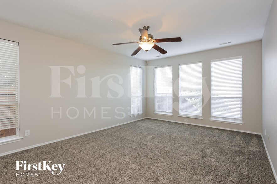 Building Photo - 856 San Miguel Trail