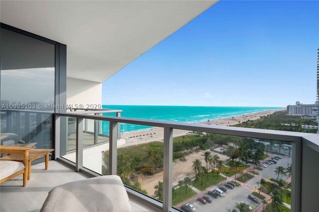 Building Photo - 2201 Collins Ave