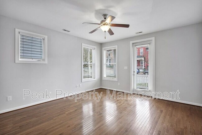 Building Photo - 2104 E Broad St