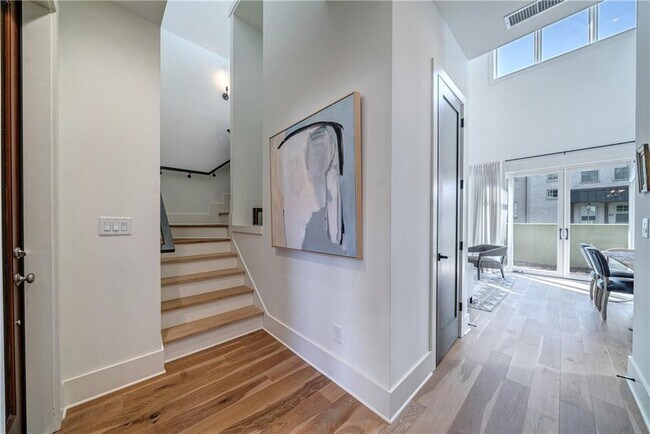 Building Photo - 11173 Serenbe Ln