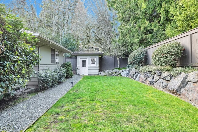 Building Photo - CLICK "REQUEST A TOUR" NOW!