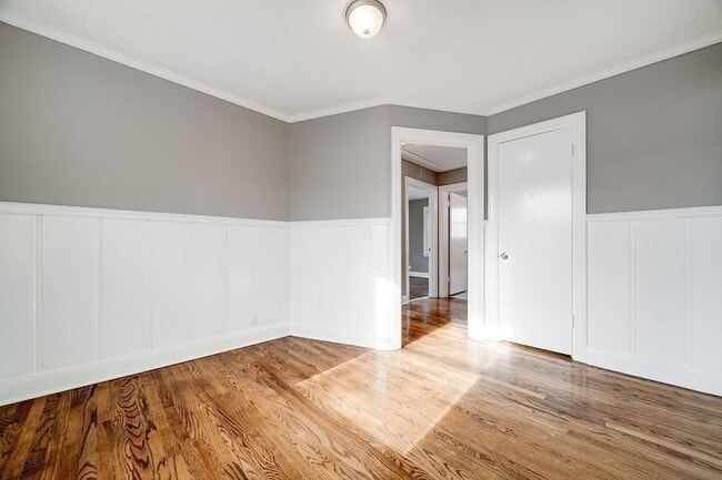 Building Photo - 312 W Schell St