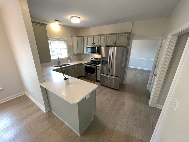 Building Photo - Remarkable East Jefferson Home For Rent