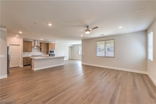 Building Photo - 497 Chestnut Falcon Ave