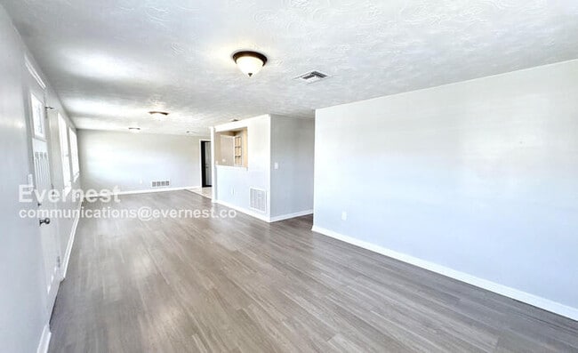 Building Photo - 3407 Truman Dr