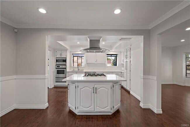 Building Photo - 17061 Germain St