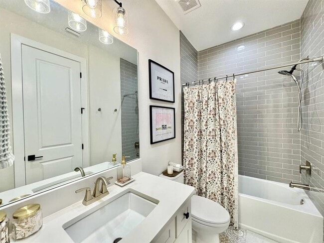 Building Photo - 3722 W Mango Ave