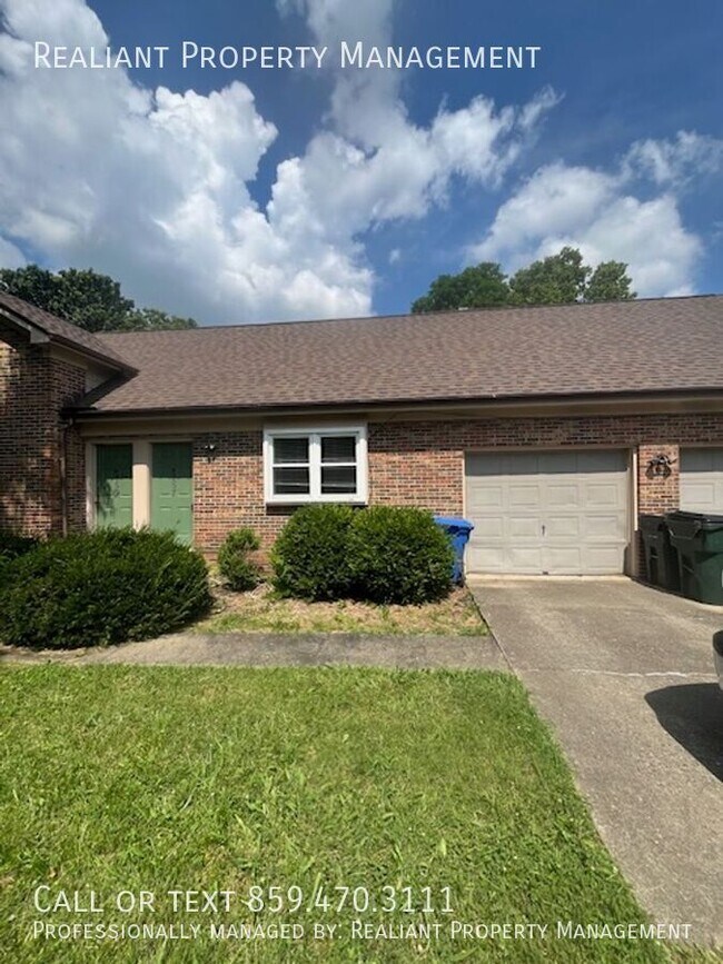 Primary Photo - 457 Woodview Dr