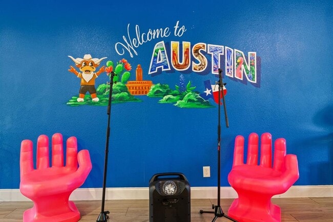 Building Photo - 201 Fairlane Dr