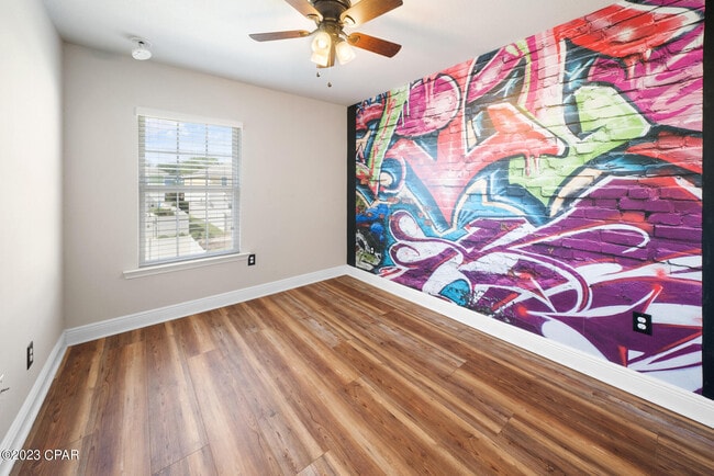 Building Photo - 324 Sand Oak Blvd