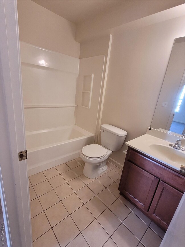 Building Photo - 123 Ruth Ct