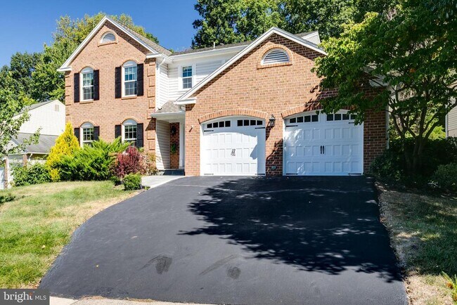 Building Photo - 12010 Sugarland Valley Dr