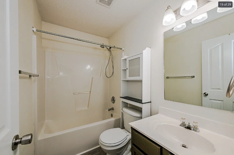 Building Photo - 12819 Slade Castle Ct