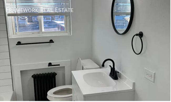 Building Photo - 1524 Wabash St