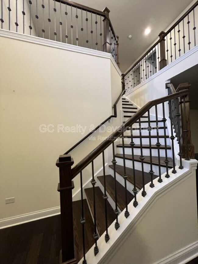 Building Photo - 4219 Fraser Cir