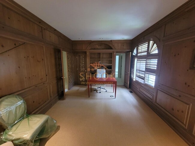 Building Photo - STUNNING LUXURY HOME - EVERYTHING YOU NEED - SHORT-TERM AND FURNISHED OPTIONS AVAILABLE