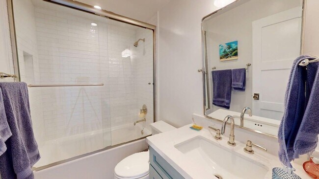 Building Photo - BRAND NEW CONDO | EV Charging