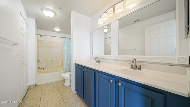 Building Photo - 1050 Bella Vista Blvd