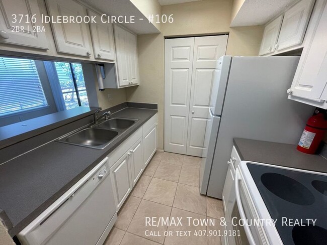 Building Photo - 3716 Idlebrook Cir