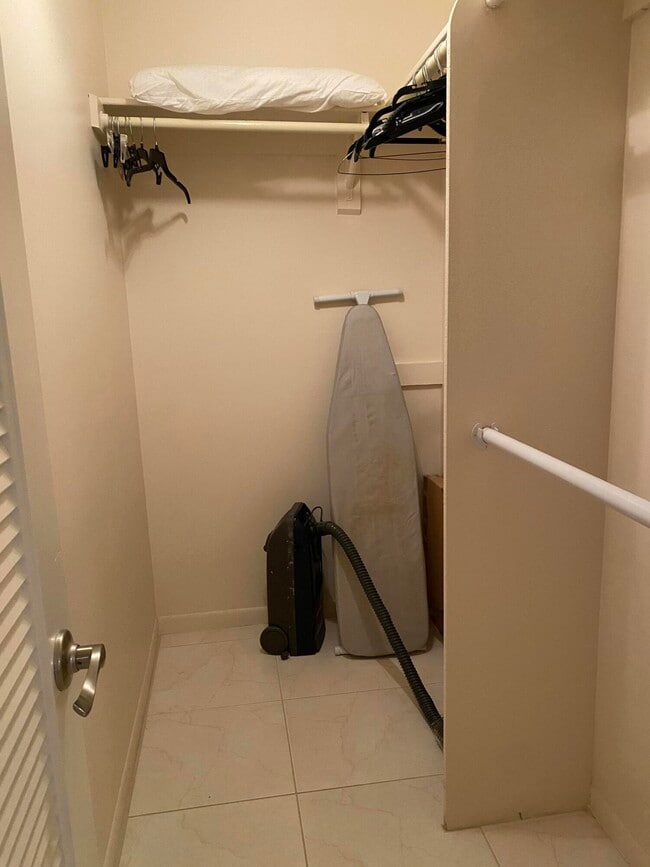 Building Photo - 368 Piedmont H