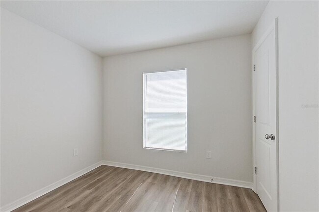 Building Photo - 27008 Anthony Ave