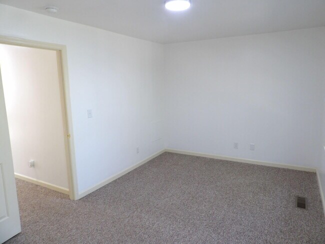 Building Photo - 144 Tupelo Trail