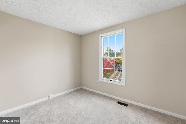 Building Photo - 1118 Casper Dr