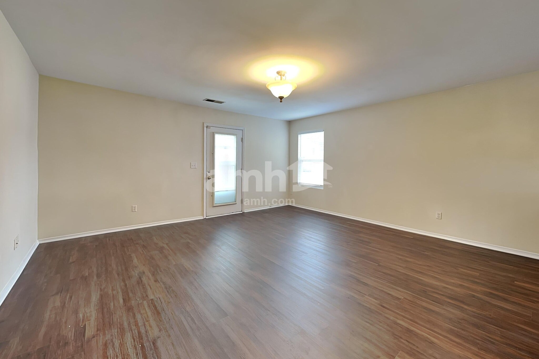 Building Photo - 3906 SE Jack Pine Ct
