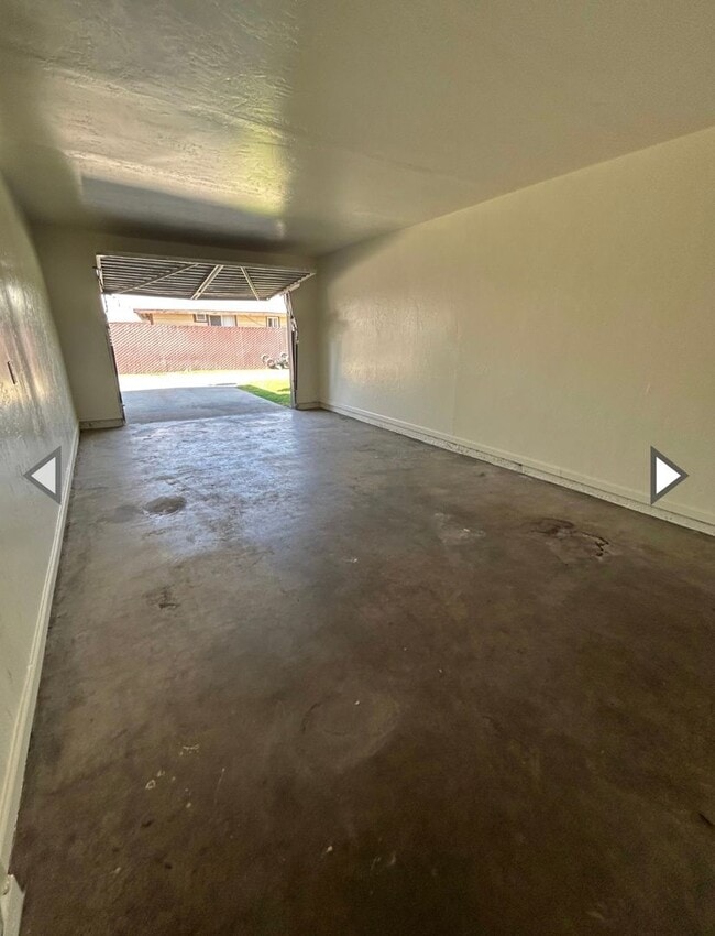 Building Photo - 1110 W Chestnut St