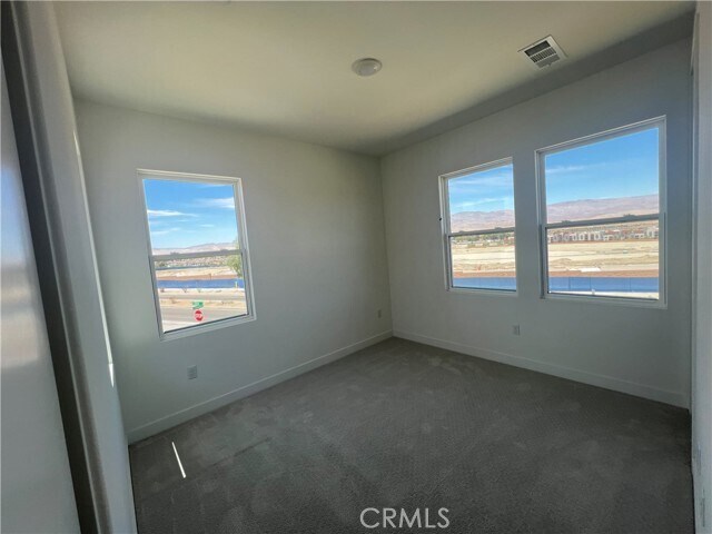 Building Photo - 36318 Warren Dr