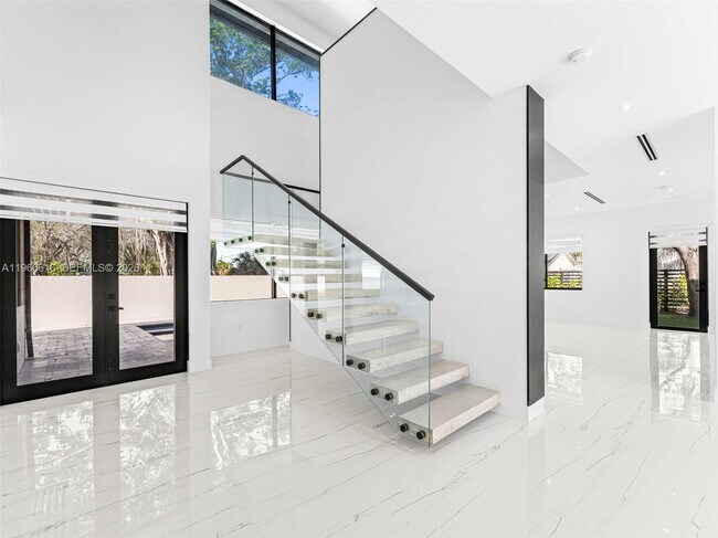 Building Photo - 17902 SW 149th Ct