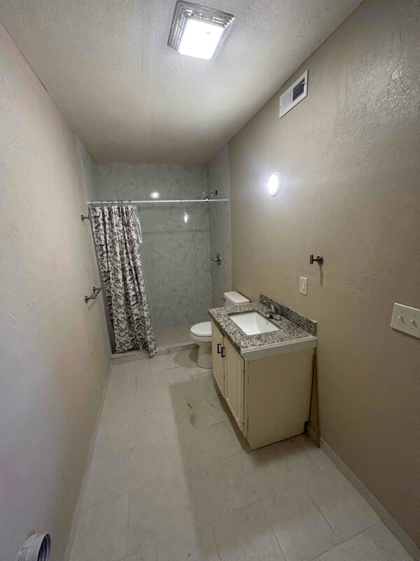 Building Photo - 14432 S Johnson Vis Cir