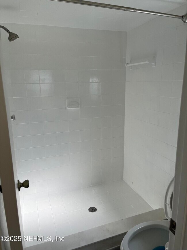 Building Photo - 410 Jax Estates Dr N