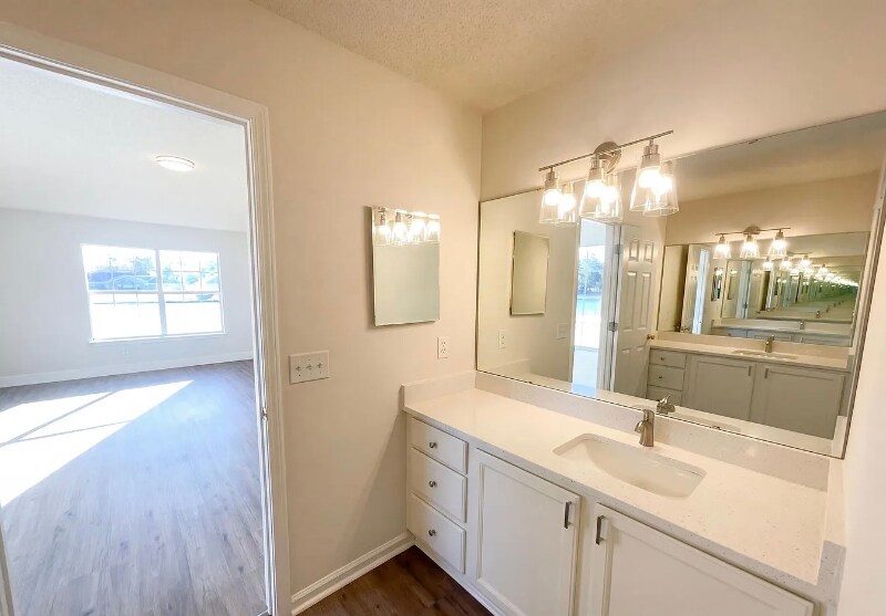 Building Photo - 976 Tammy Cove Ln