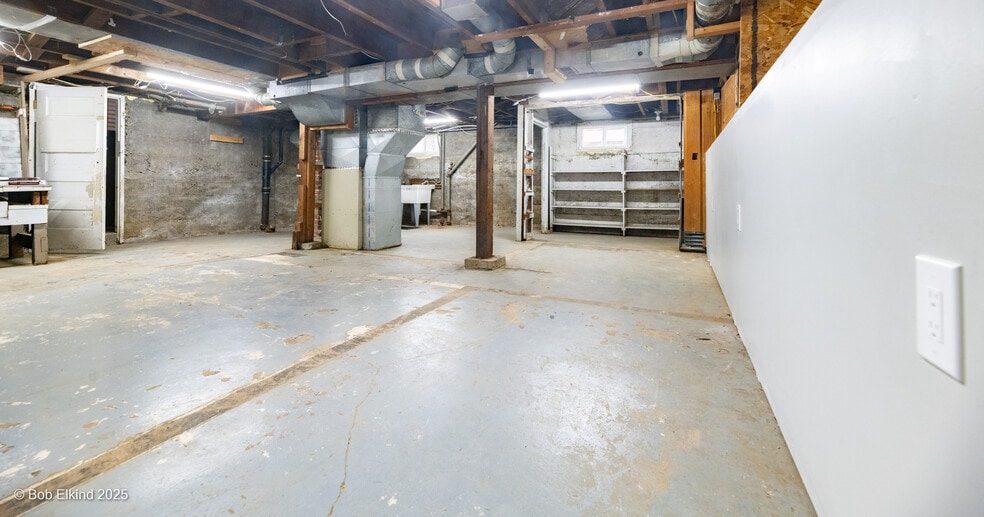 Building Photo - 7225 N Lombard St