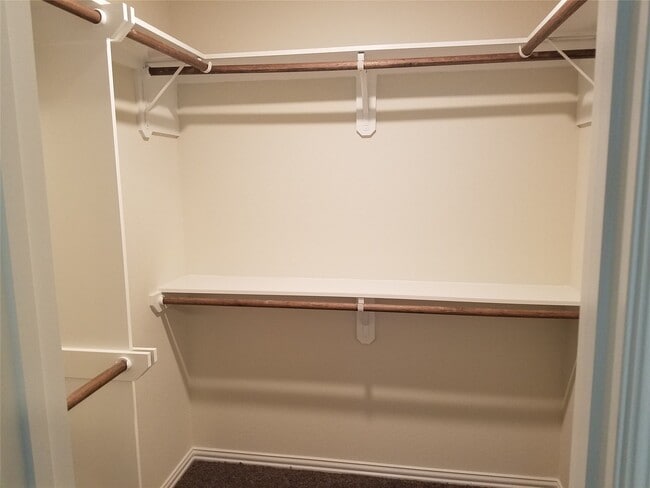 Building Photo - 218 Moon Dance Ct