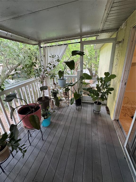 Building Photo - 3063 St Clair Ave