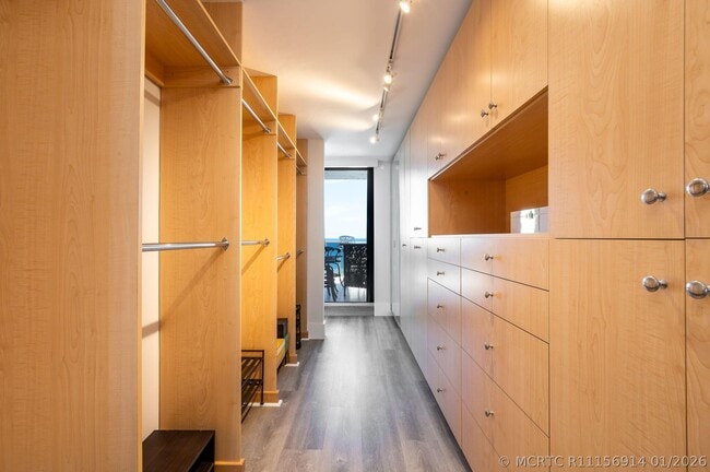 Building Photo - 3115 S Ocean Blvd